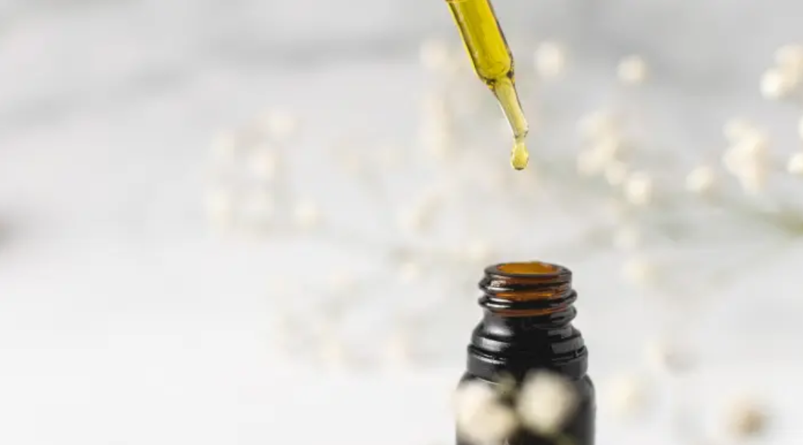 Como o óleo de CBD é extraído e produzido?